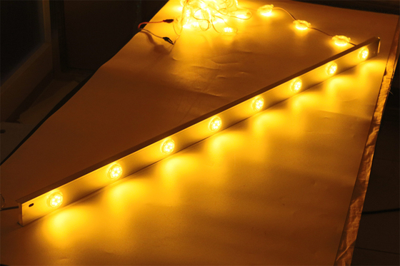 Thiết kế dự án 30 mm Đèn LED điểm nhôm định hình 1 mét 0,6W DC12V