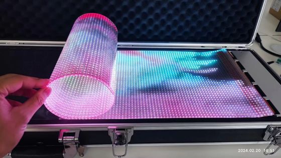 Màn hình phim LED trong suốt linh hoạt Dễ cài đặt cho quảng cáo LED Panel-p4