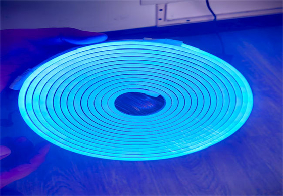 Ánh sáng cao RGB đầy màu DC12V Neon Dải đèn LED linh hoạt Cho đèn tường linh hoạt